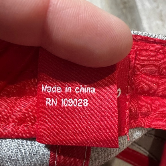 Disney Mickey Mouse Snapback Hat - Picture 6 of 6